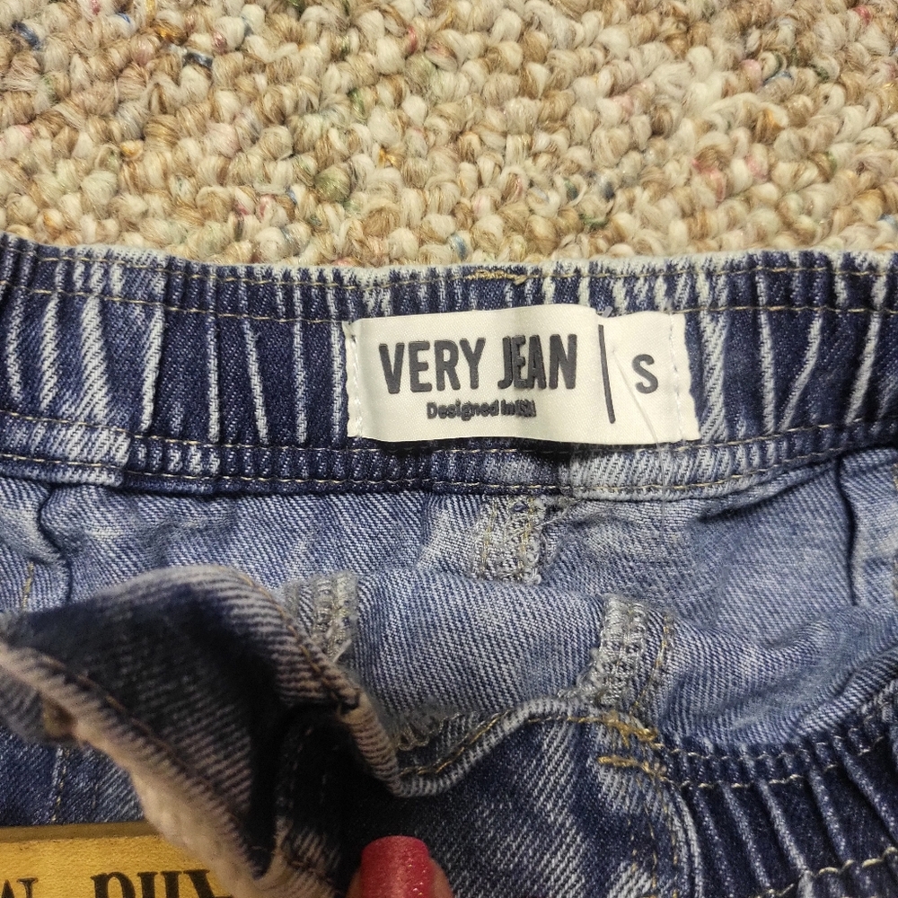 NEW Very Jean Light True Blues Barrel Jeans NWT Size Small - Picture 16 of 16